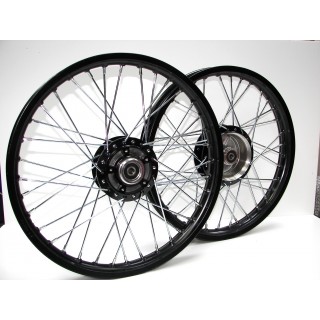 ΤΡΟΧΟΣ HONDA ASTREA SUPRA DISC ΖΕΥΓΑΡΙ ΜΑΥΡΟΣ SOLAR