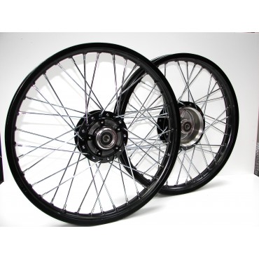 ΤΡΟΧΟΣ HONDA ASTREA SUPRA DISC ΖΕΥΓΑΡΙ ΜΑΥΡΟΣ SOLAR