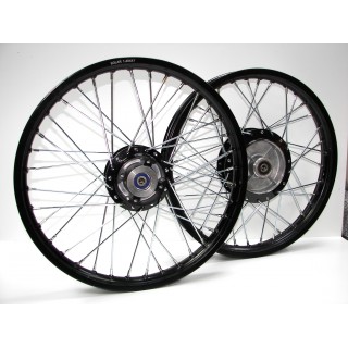 ΤΡΟΧΟΣ YAMAHA CRYPTON X 135 SOLAR ΖΕΥΓΑΡΙ ΜΑΥΡΟΣ